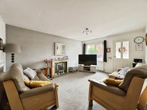 Lunge- click for photo gallery